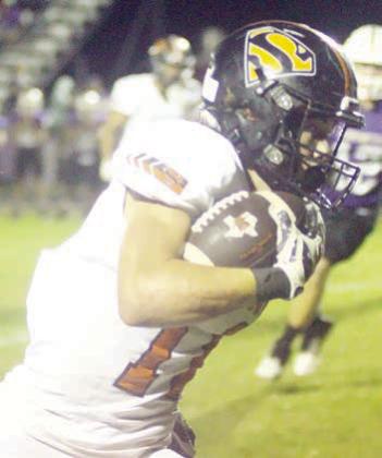 Jayse Janda heads up the sideline in the second quarter for a 13-yard touchdown reception. Sticker Photo By Darrell Vyvjala