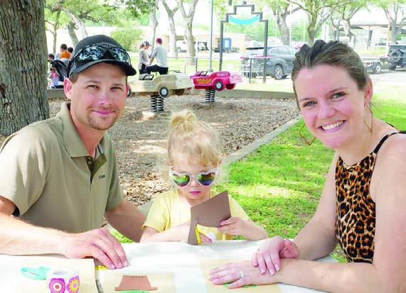PAT families enjoy Art in the Park