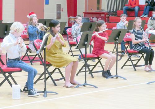 St. Rose music classes perform