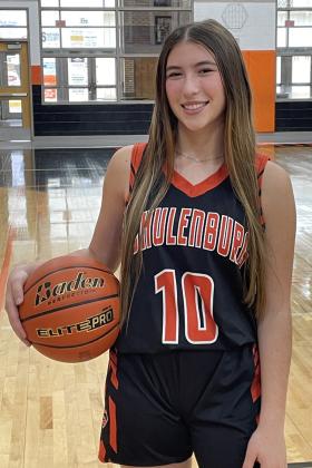 GRACIE BURTON sophomore • guard
