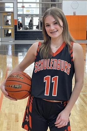 ALANA HERZIK sophomore • forward