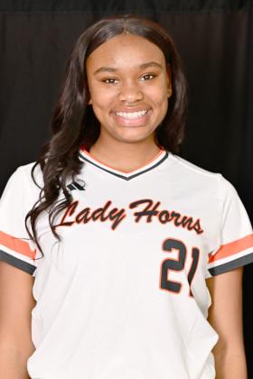 JASHIYA JACKSON • soph.