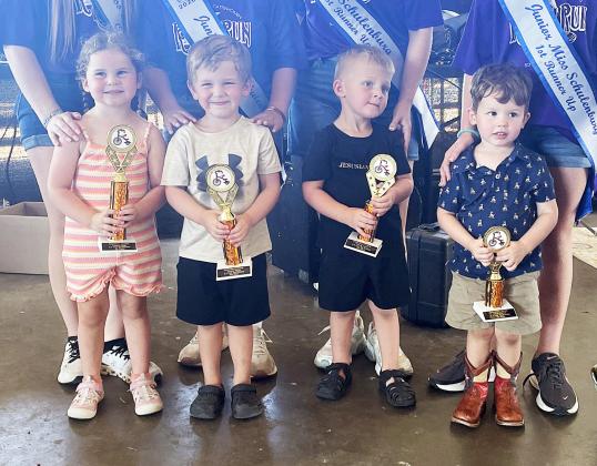 2- &amp; 3-year-olds – (front,  from left) Martha Claire  Bubela, first place; Carter  Oncken, second place;  Stetson Preuss, third  place; and Charlie Hessel,  fourth place. Sticker Photo By Darrell Vyvjala