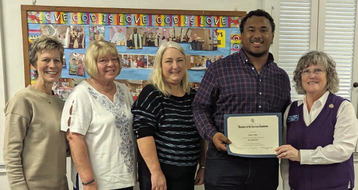 Rice High Schoo l PRESEN TATION – (from left) Gail Warschak, counselor; Judy Pustejovsky, grandmother; Shannan Perez, aunt; Keenan Hailey, award recipient; and Jana Semler, Good Citizens committee chair.