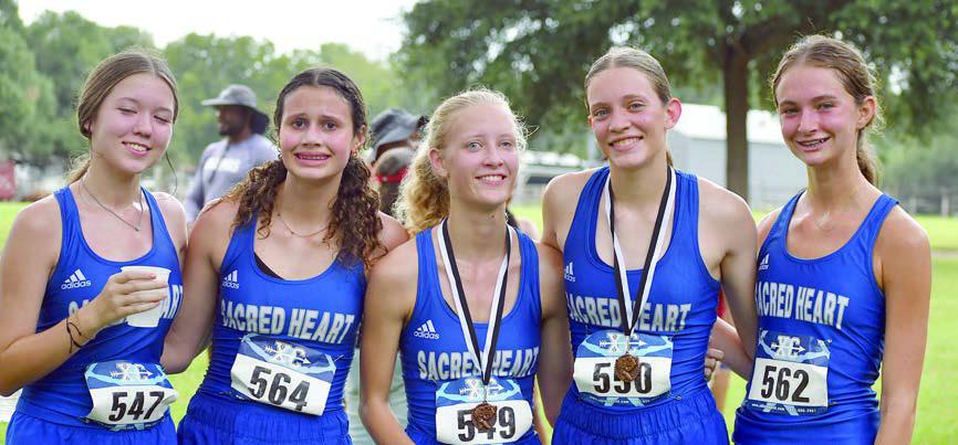 Sacred Heart competes in Moulton XC meet