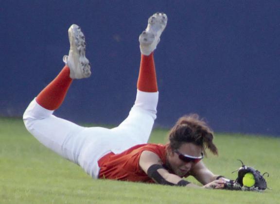 Lady Horns fall in regional quarterfinals