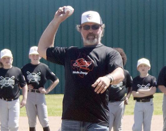 Opening day for Schulenburg Little League