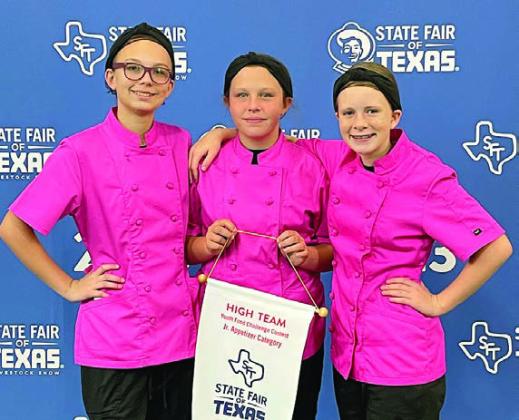 First Place Junior Team – The team of (from left) Tatum Fritsch, Allyson Kibby and Sawyer Mau finished first in the junior appetizer category.