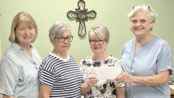 SHS class of 1970 donates to Food Pantry