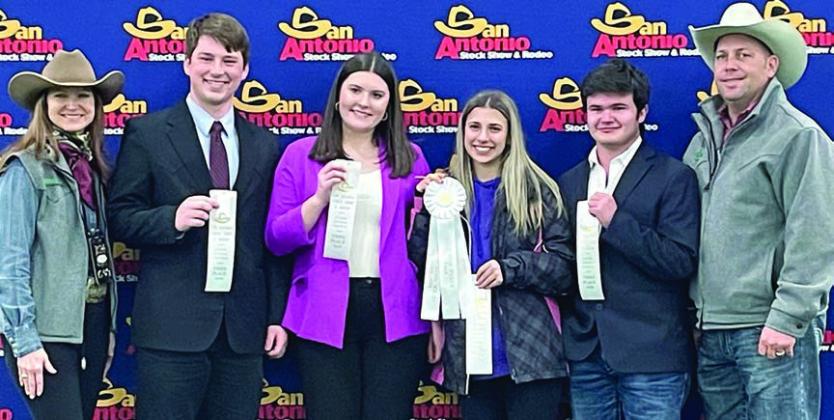 Third Place Senior Team – (from left) SALE representative, Cooper Mau, Madeline Willrich, Addison Faske, Logan Poncik and SALE representative.