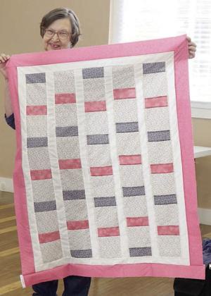 Colorado Valley Quilt Guild makes charity quilts