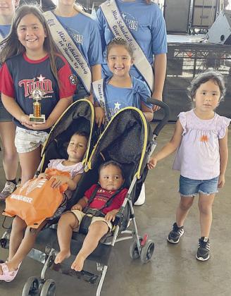 Third Place – “The Manzano Kids” - (seated, from left) Bellamy and Oaklyn; (standing, from left) Zaylyn, Saphrin, and Rylah. Sticker Photo By Darrell Vyvjala