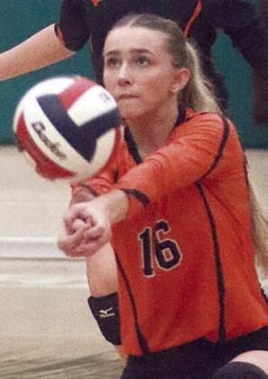 Jenna Guentert in set three. Sticker Photo By Darrell Vyvjala
