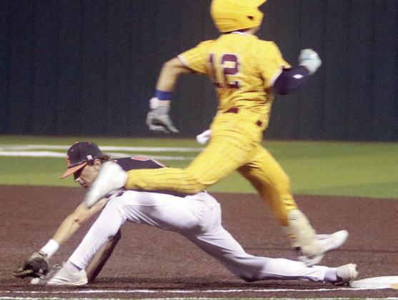 Third-round series goes three before Thorndale ousted