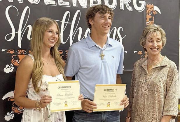 Chamber awards two $1,000 scholarships