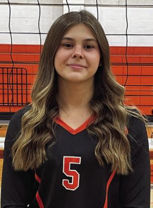 HAYLEE VACEK Sophomore • Outside Hitter