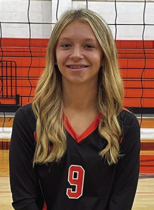 MICHAELA KOLLMANN Sophomore • Libero