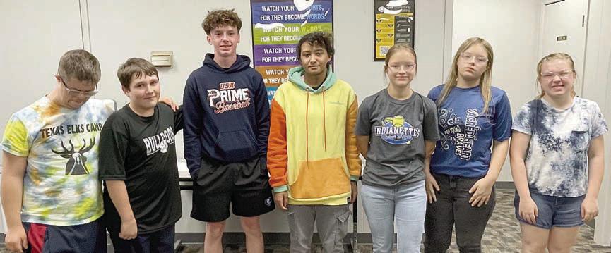 Grow Wings 4-H CLUB OFFICER S – (from left) Will Keilbach, treasurer; Vincent DeLiberato, president; Charlie Shank, vice president; Elizabeth Shank, health and safety officer; and Emilie Hotz, Kaylie Hotz and Karlie Hotz, secretary.