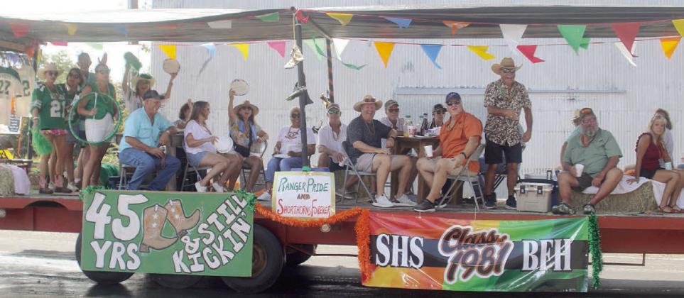 2nd Place Class Float – Schulenburg High School &amp;amp; Bishop Forest High School Class of 1981. Sticker Photo By Darrell Vyvjala
