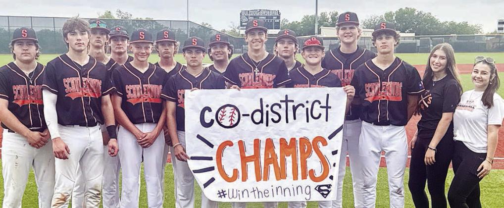 Shorthorns claim first district title since 2013