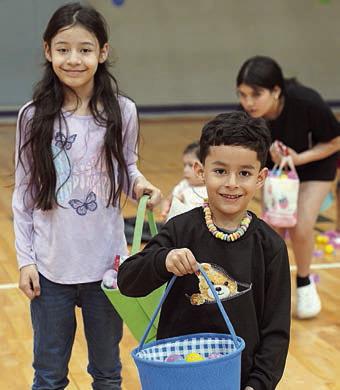 Parents As Teachers host Easter party in Weimar
