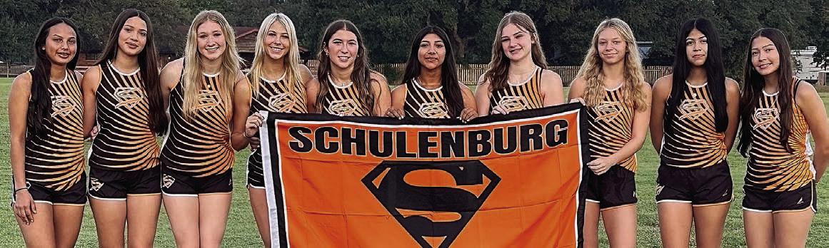Lady Horn high school cross country runners