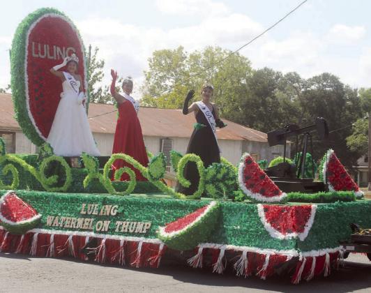 1st Place Large Chamber of Commerce – Luling. Sticker Photo By Darrell Vyvjala