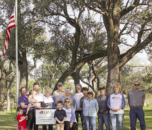 DAR/SAR award flag certificates to Zahradnik family
