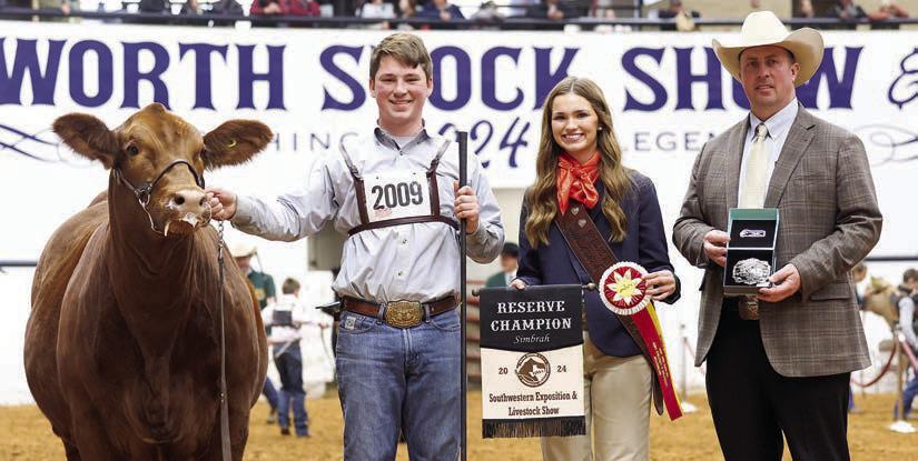 Mau earns scholarship, shows reserve champion at Fort Worth show