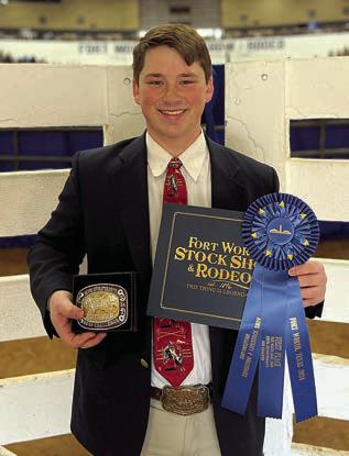 Mau earns scholarship, shows reserve champion at Fort Worth show