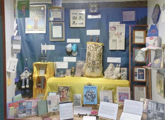 Museum window exhibit honors Jewish families
