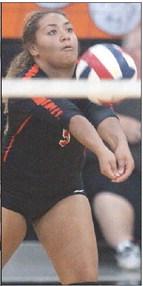 Kieryn Adams passes the ball in the win over Waelder. Sticker Photos By Darrell Vyvjala
