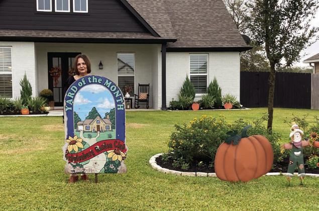 The Schulenburg Garden Club’s November yard of the month is the home of Betty Klesel at 112 Foster Branch Road. The very nicely landscaped yard features a variety of evergreen and seasonal plants. Upon arrival, the circular flower bed featuring a oak tree surrounded by pansies, roses and lantanas is sure to catch one’s attention. As the eye travels to the home, the neatly arranged boxwood, ligustrums and topiaries bordered with variegated grasses complement the home. It is, indeed, a yard worth seeing!