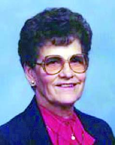 JULIA DACH