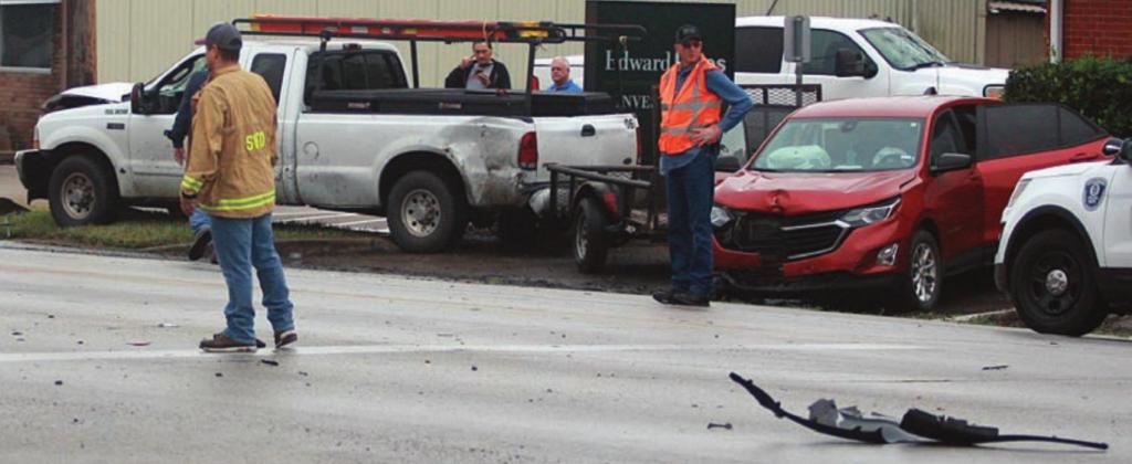 Two injured in three-vehicle mishap