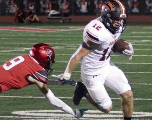 Reid Janda gets by a Bulldog defender for a 16-yard catch and run. Sticker Photo By Layne Vyvjala