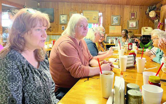 Enjoy ing lunch at Jamie’s Cafe was a group from Senior Connections along with Terry and John Knotts, owners of Lyric Theater in Flatonia.