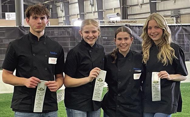 Shaker Bakers – (from left) Kandon Kaspar, Scotti Beseda, MacKayla Griffin and Haley Janish. The team placed third in senior main dish.