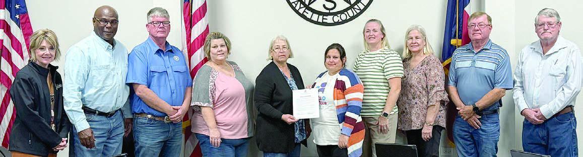At the Schulenburg City Council meeting on Monday, Nov. 3, a National PAT Day proclamation was signed. Shown are (from left) Tami Walker, city administrator; Greg Thomas, Alderman; Frank Wick III, Alderman; Karen Hoskins, Parents As Teachers of Rural South-Central Texas program director; Connie Koopmann, Mayor; Tara Stech, PATRSCTX parent educator; Kristi McBride, PATRSCTX executive director; Kathy Kleiber, Alderman; Roger Moellenberndt, Alderman; and Clarence Ahlschlager, Alderman. Sticker Photo