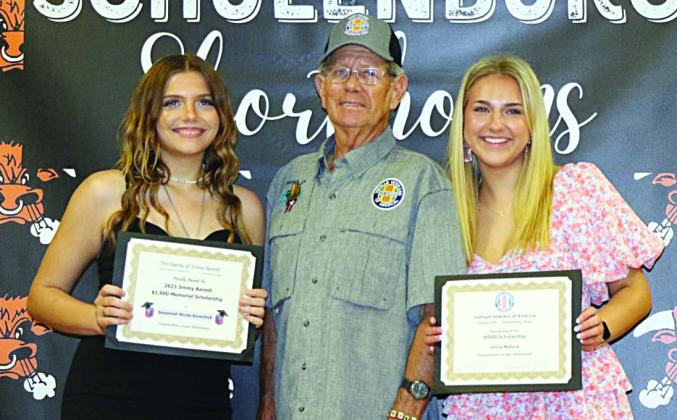 VVA awards scholarships