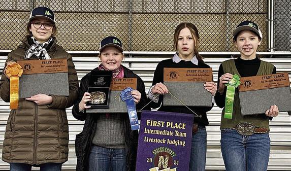 Champion Intermediate Team – Tatum Fritsch, Kaisley Janecka, Addison Berckenhoff and Alexis Berckenhoff. Kaisley Janecka, Addison Berckenhoff and Alexis Berckenhoff are members of the Flatonia 4-H.