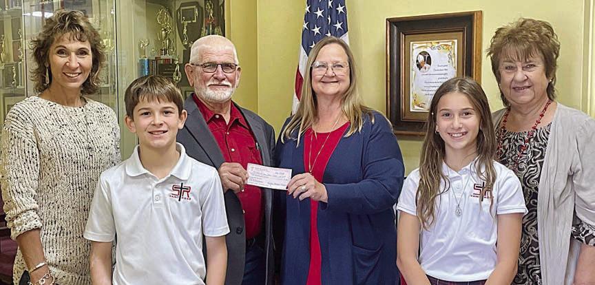 Hostyn KJt donates to St. Rose School
