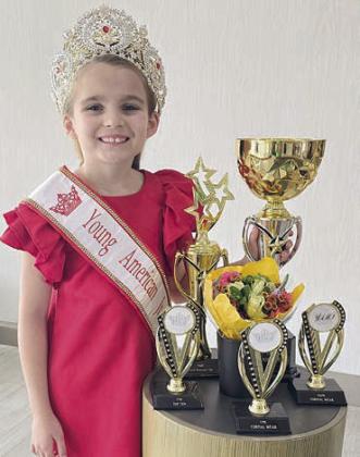 LILLIAN MURAS
