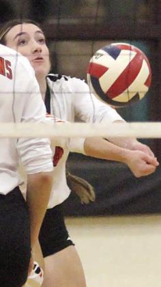 Keaton Walker picks up a Lady Cat attack. Sticker Photo By Darrell Vyvjala