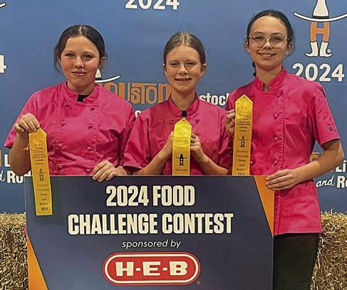 4th plac e – In the junior appetizer category, 4th place went to the team of (from left) Allyson Kibby, Sawyer Mau and Tatum Fritsch, all members of the Fayetteville 4-H.