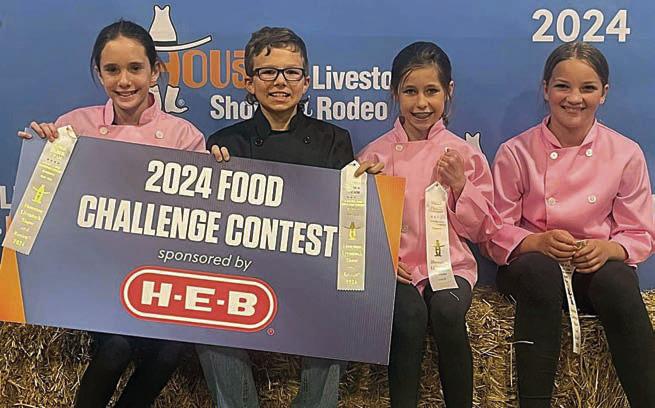 3rd plac e – In the junior main dish category, 3rd place was awarded to the team of (from left) Kloey Noska, Tate Fritsch, Emory Malota and Kaylyn Beseda, all members of the Fayetteville 4-H.