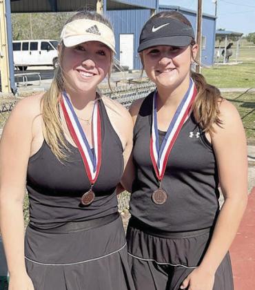 REAGAN DUSEK &amp; LANDRY ZAPALAC Third Place Varsity Girls’ Doubles