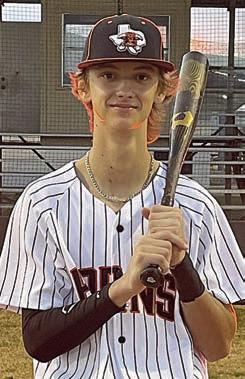 CONNOR LICHNOVSKY • soph.