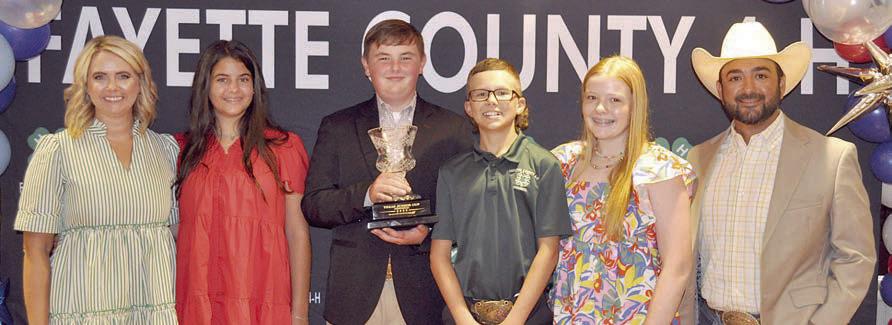 Texas Cup Livestock Judging – (from left) coach Kaci Carrales, Adalyn Carrales, Abraham McBride, Tate Fritsch, Kaisley Janecka and coach JoJo Carrales.
