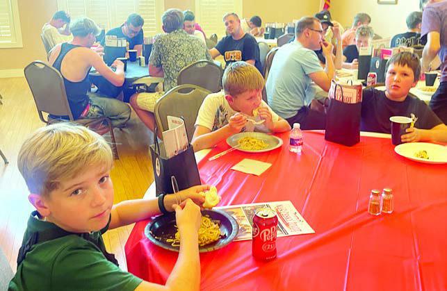 The Polka Lovers Club of Texas Mus eum hosted a dinner for Mladá Muzika Sardice and Dulcimer Band on Friday, Sept. 26, prior to their concert at the Sanford Schmid Amphitheater at the Fairgrounds in La Grange.